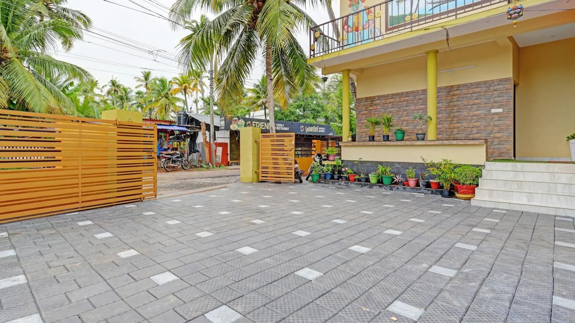 Hotel O Munroe Homestay Mundrothuruth
